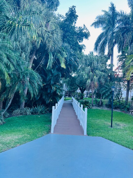 4025 N Federal Hwy in Fort Lauderdale, FL - Building Photo