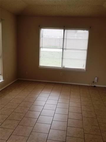 1700 Justin Lyn St in Arlington, TX - Building Photo - Building Photo