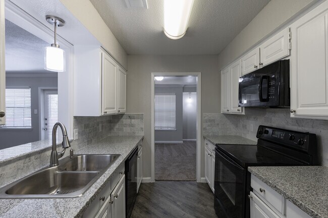 Central Park in Conroe, TX - Building Photo - Building Photo
