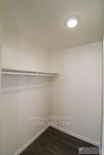 324-324 7th St in Ramona, CA - Building Photo - Building Photo