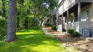 Kreekview Apartments in Vestavia Hills, AL - Building Photo - Building Photo