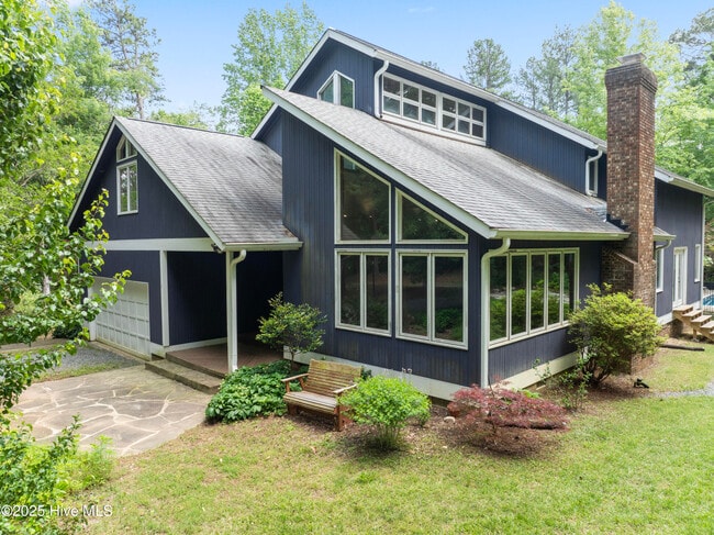 property at 1000 Phil's Creek Rd