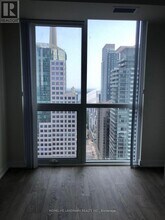 99-2599 John St in Toronto, ON - Building Photo - Building Photo