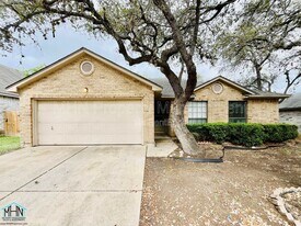 1627 Firwick Dr in San Antonio, TX - Building Photo