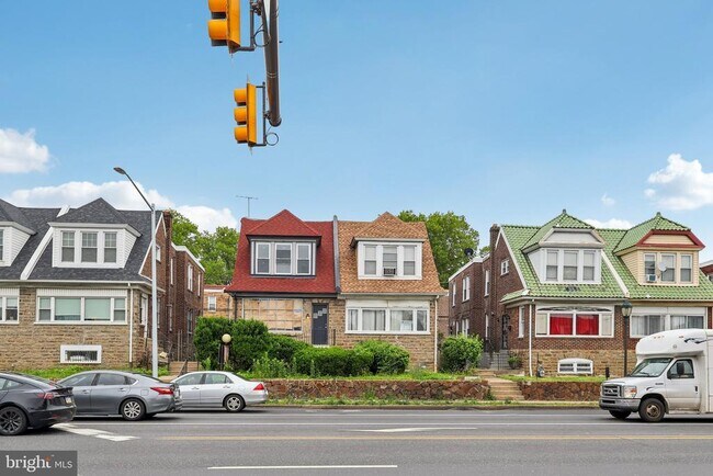 1827 W Cheltenham Ave in Elkins Park, PA - Building Photo - Building Photo