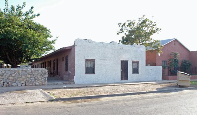 3208 Pera Ave in El Paso, TX - Building Photo - Building Photo