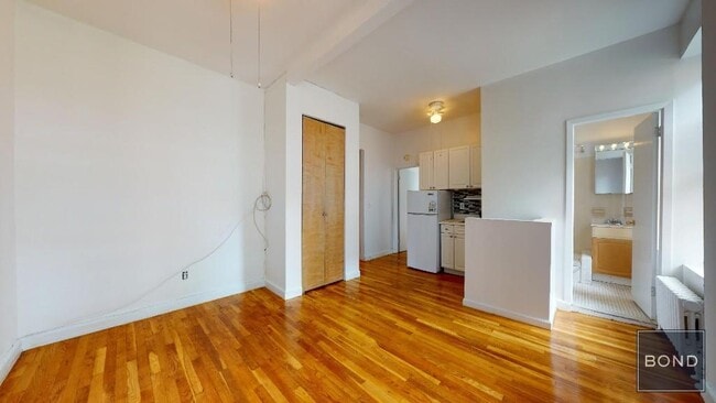 property at 324 E 91st St