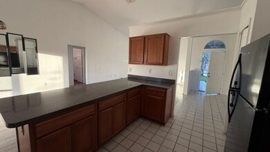 829 Blanc Ct in Kissimmee, FL - Building Photo - Building Photo