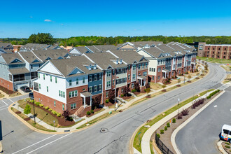 Townes at Gateway Commons in Wake Forest, NC - Building Photo - Building Photo