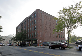 Hadley Apartments in Worcester, MA - Building Photo - Building Photo