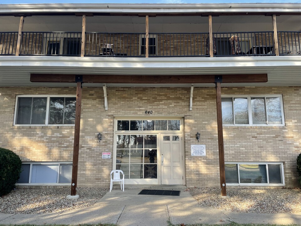 The Arlington Apartments in Wooster, OH - Building Photo