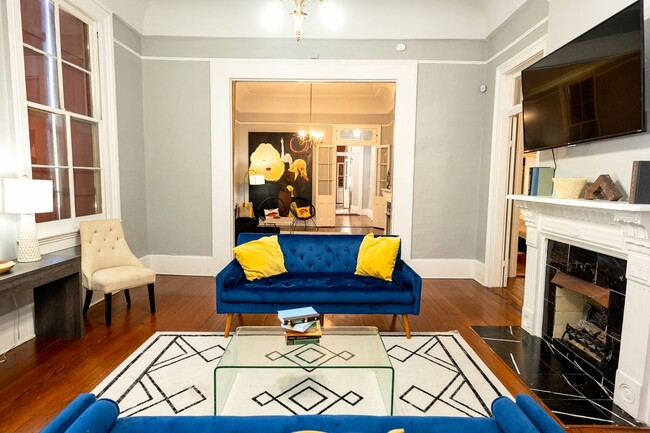 1433 Esplanade Ave in New Orleans, LA - Building Photo - Building Photo