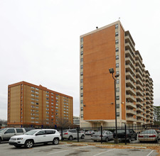 Jefferson Square Apartments in Memphis, TN - Foto de edificio - Building Photo