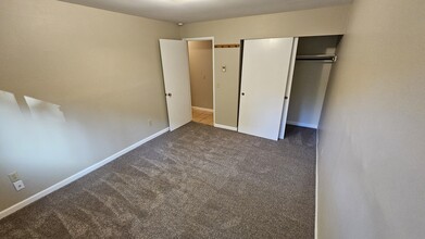 6115 NE 194th Pl, Unit 6115 in Kenmore, WA - Building Photo - Building Photo