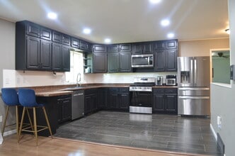 1525 Indian Ave in Tipton, IA - Building Photo - Building Photo