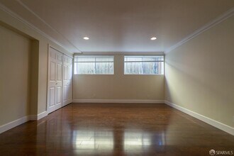 439 Alhambra Rd in South San Francisco, CA - Building Photo - Building Photo