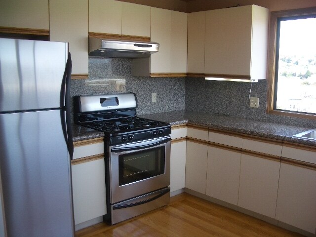 154 Randall St, Unit 154 in San Francisco, CA - Foto de edificio - Building Photo