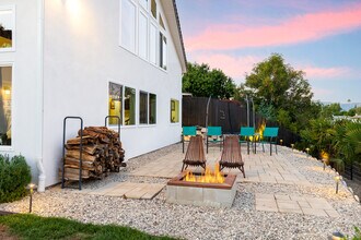 7130 Gateshead Way in West Hills, CA - Building Photo - Building Photo