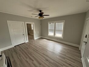 1105 Bluff St in Wichita Falls, TX - Building Photo - Building Photo