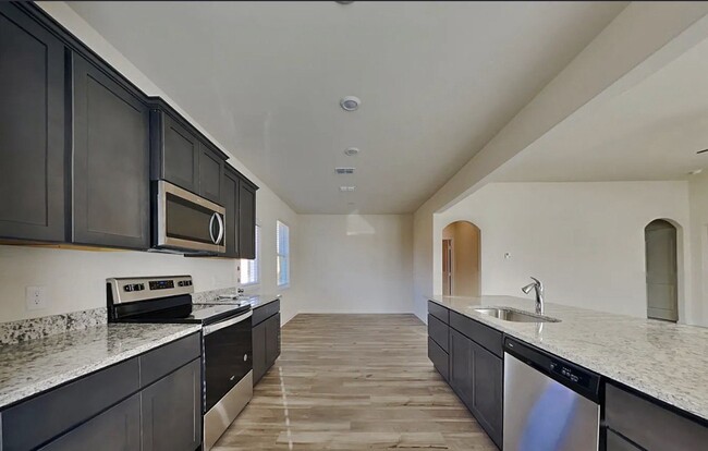 1904 Belmont Dr in Seagoville, TX - Building Photo - Building Photo