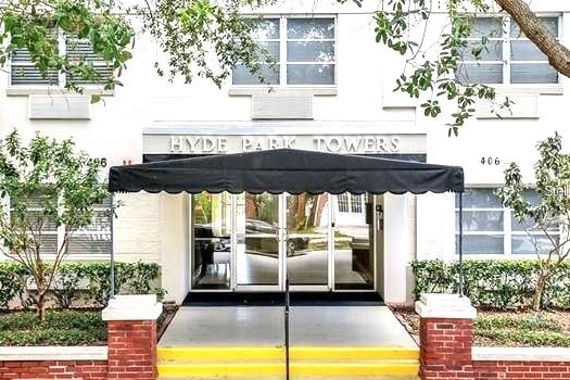 406 W Azeele St in Tampa, FL - Building Photo