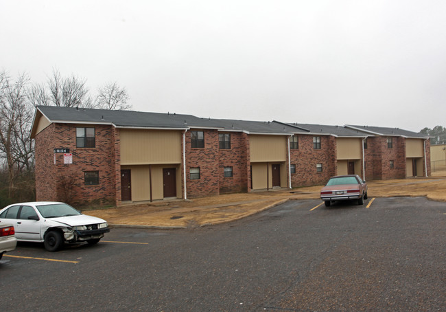 South Park Garden Apartments in Southaven, MS - Building Photo - Building Photo