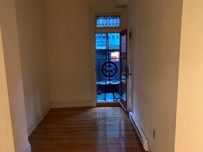 186 Commonwealth Ave, Unit 1 in Boston, MA - Foto de edificio - Building Photo