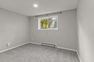 820 Cady Rd in Everett, WA - Building Photo - Building Photo