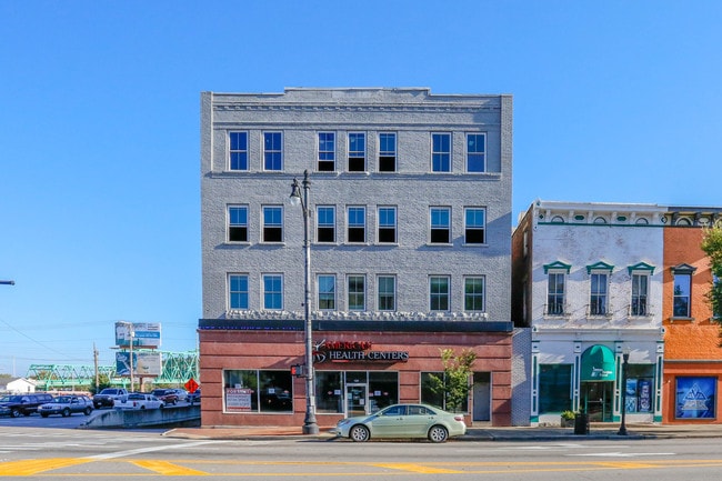 1301 Winchester Ave