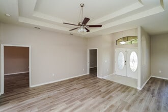 6034 Beechwood Dr in Dade City, FL - Building Photo - Building Photo