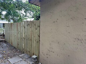 3815 S 57th Ave in Greenacres, FL - Building Photo - Building Photo