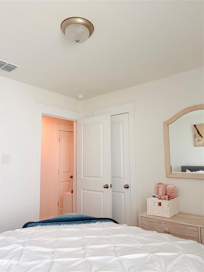 182 Shackleton Dr in Kyle, TX - Building Photo - Building Photo