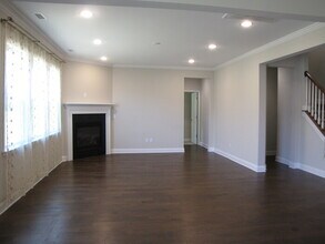 349 Papyrus Pl in Hillsborough, NC - Building Photo - Building Photo