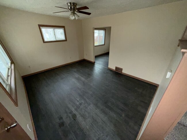 959 Cole Ave in Akron, OH - Building Photo - Building Photo