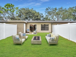 Veridian Townhomes in Melbourne, FL - Foto de edificio - Building Photo