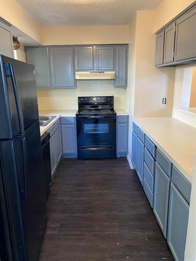 139 Elm St in Lockhart, TX - Building Photo
