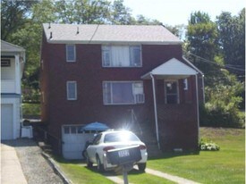 3122 State St in McKeesport, PA - Building Photo