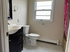 32 Jennifer Ln in Peabody, MA - Building Photo - Building Photo