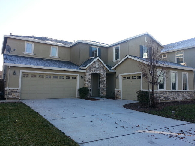 property at 348 Anemone Ct