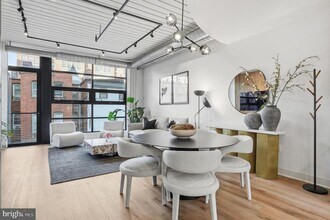 2125 14th St NW in Washington, DC - Foto de edificio - Building Photo