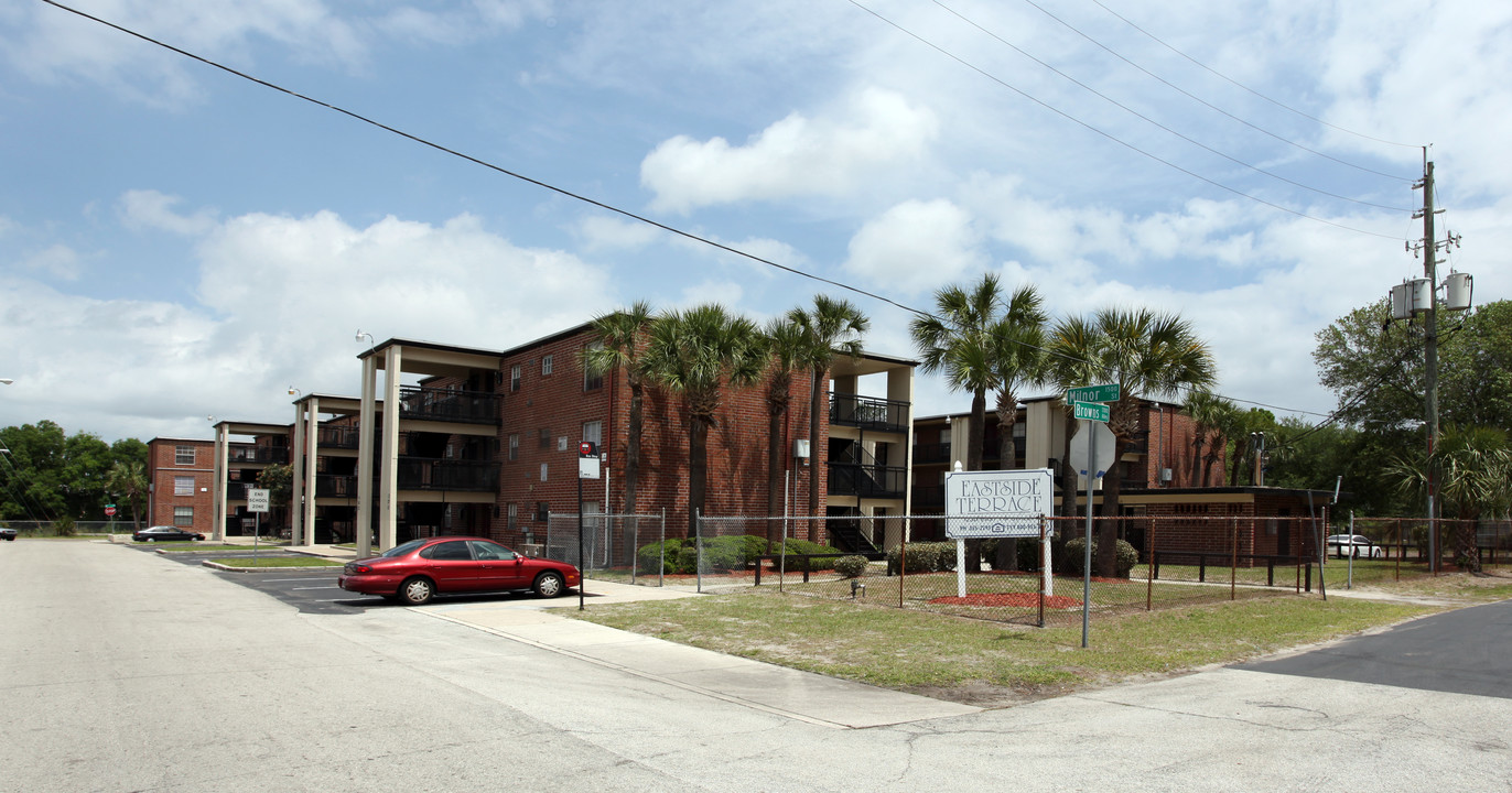 Eastside Terrace in Jacksonville, FL - Building Photo