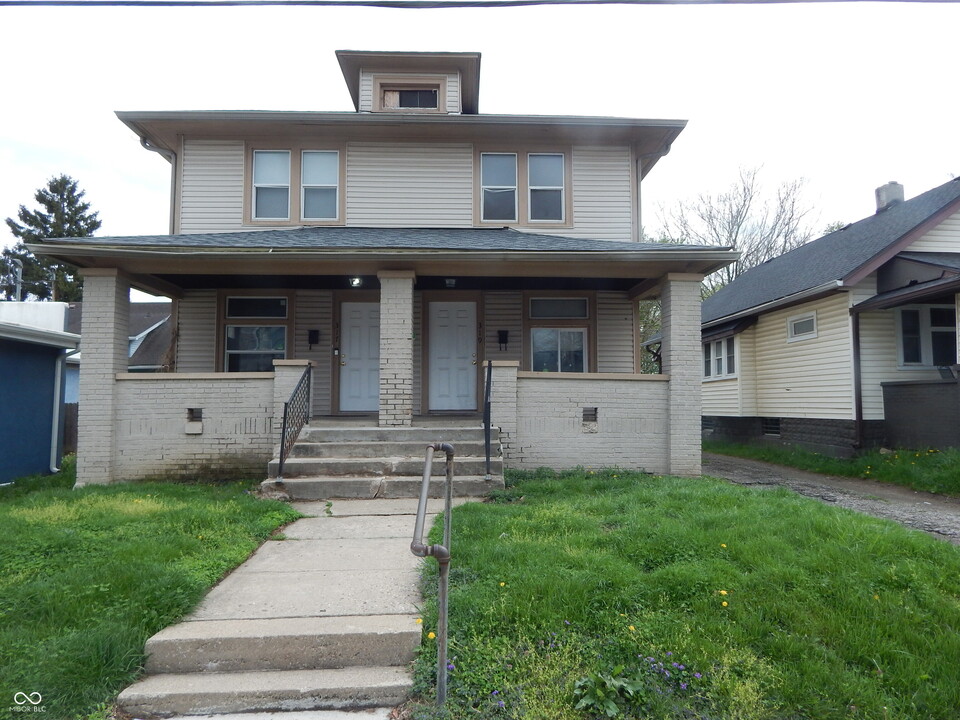 319 W 40th St in Indianapolis, IN - Building Photo