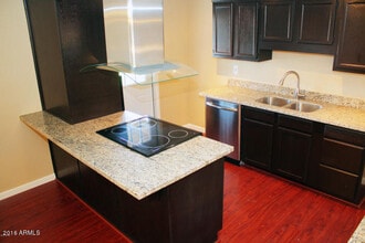 8636 E Dianna Dr in Scottsdale, AZ - Building Photo - Building Photo