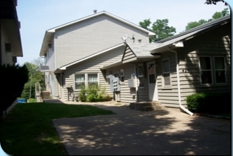 429 S Van Buren St in Iowa City, IA - Building Photo