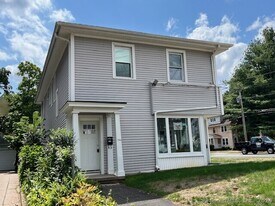 1946 Chapel St in New Haven, CT - Building Photo