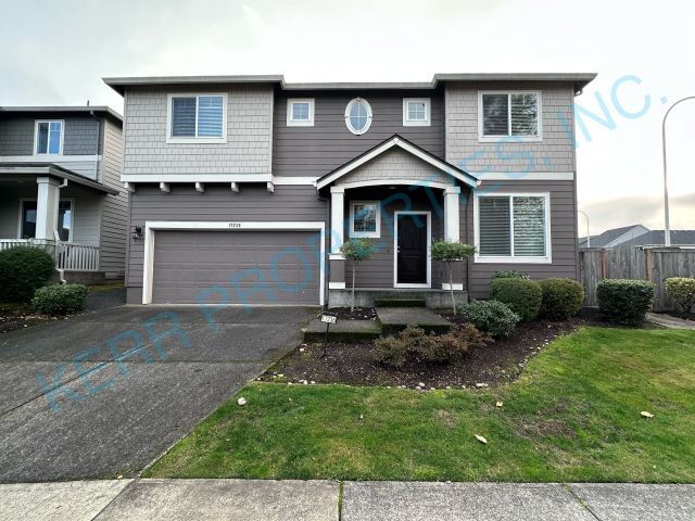 17236 SE Biscayne St in Damascus, OR - Building Photo