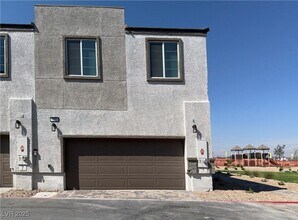 331 Cymbal Pl in Henderson, NV - Building Photo - Building Photo