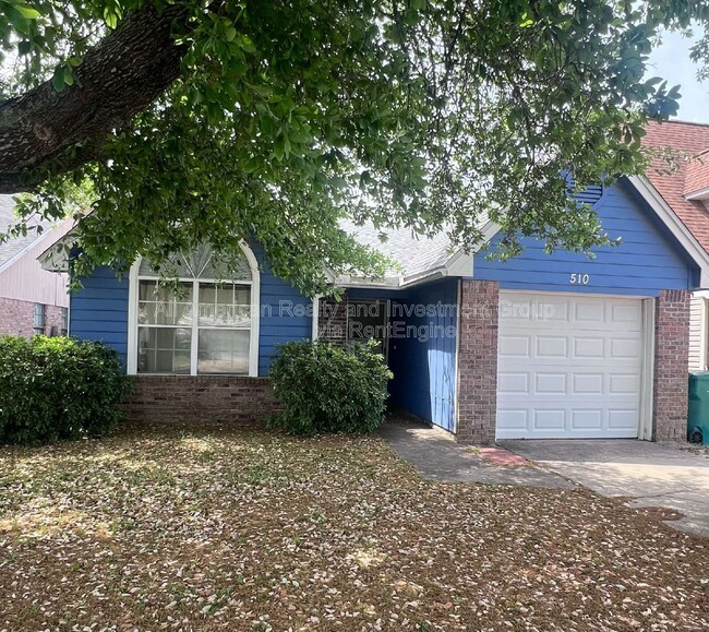 510 Woodland Park Cir