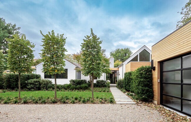 property at 19 Osborne Ln