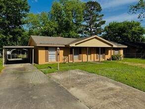 3253 Windwood Dr in Montgomery, AL - Building Photo - Building Photo